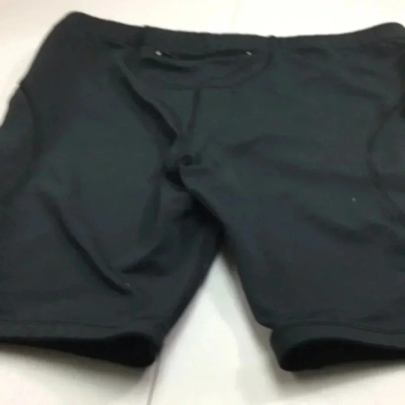 Kswiss   ladies  body shorts  L​ - Picture 15 of 16